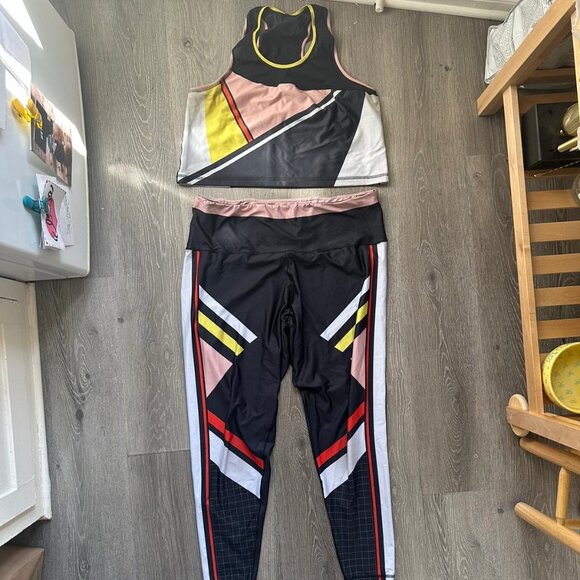 DayWon Colorful 2-Piece Workout Set - Picture 1 of 6